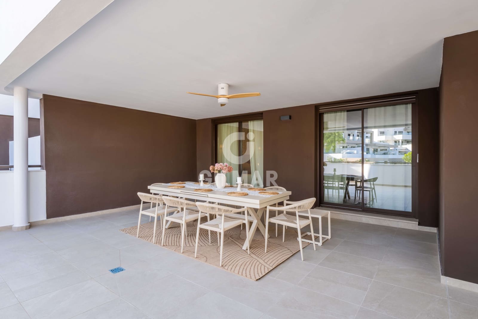 2 quarto Apartamento para venda em Estepona com garagem - 650 000 € (Ref: 9216319)