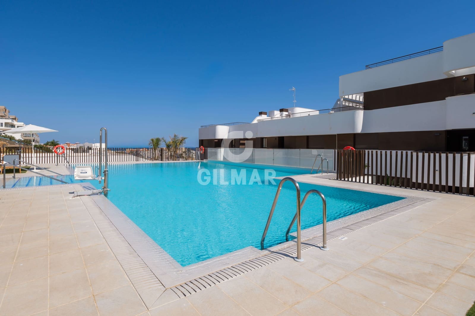 2 quarto Apartamento para venda em Estepona com garagem - 650 000 € (Ref: 9216319)