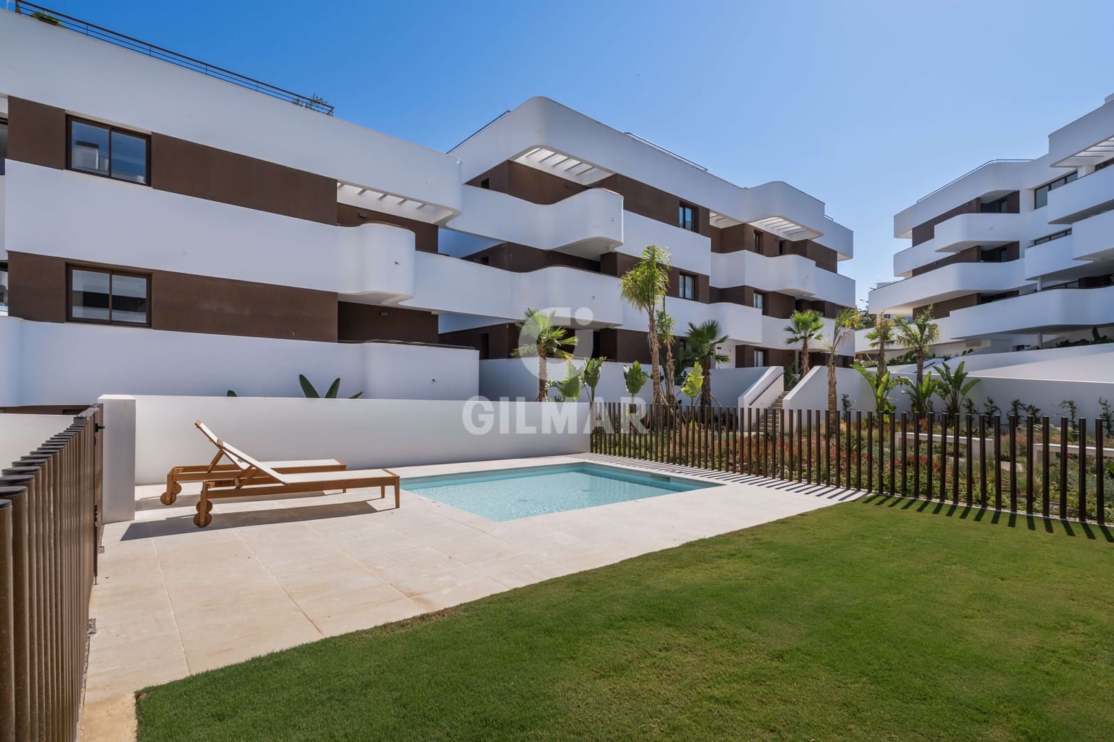 2 quarto Apartamento para venda em Estepona com garagem - 650 000 € (Ref: 9216319)