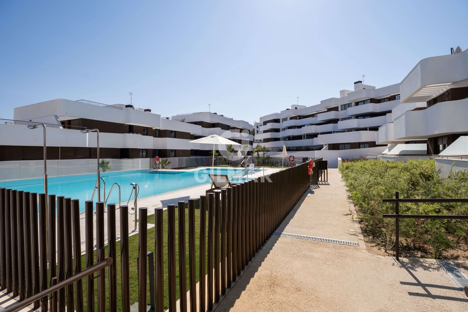 2 quarto Apartamento para venda em Estepona com garagem - 650 000 € (Ref: 9216319)