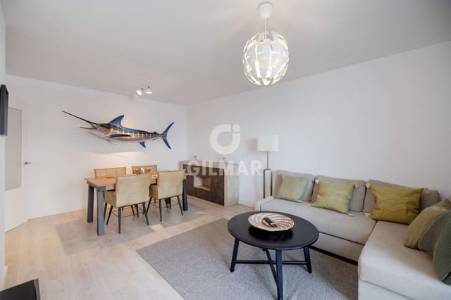 2 bedroom Flat for sale in Zona Calvario, Estepona with pool - € 389,000 (Ref: 9216320)