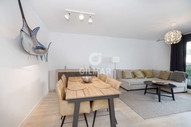 2 bedroom Flat for sale in Zona Calvario, Estepona with pool - € 389,000 (Ref: 9216320)