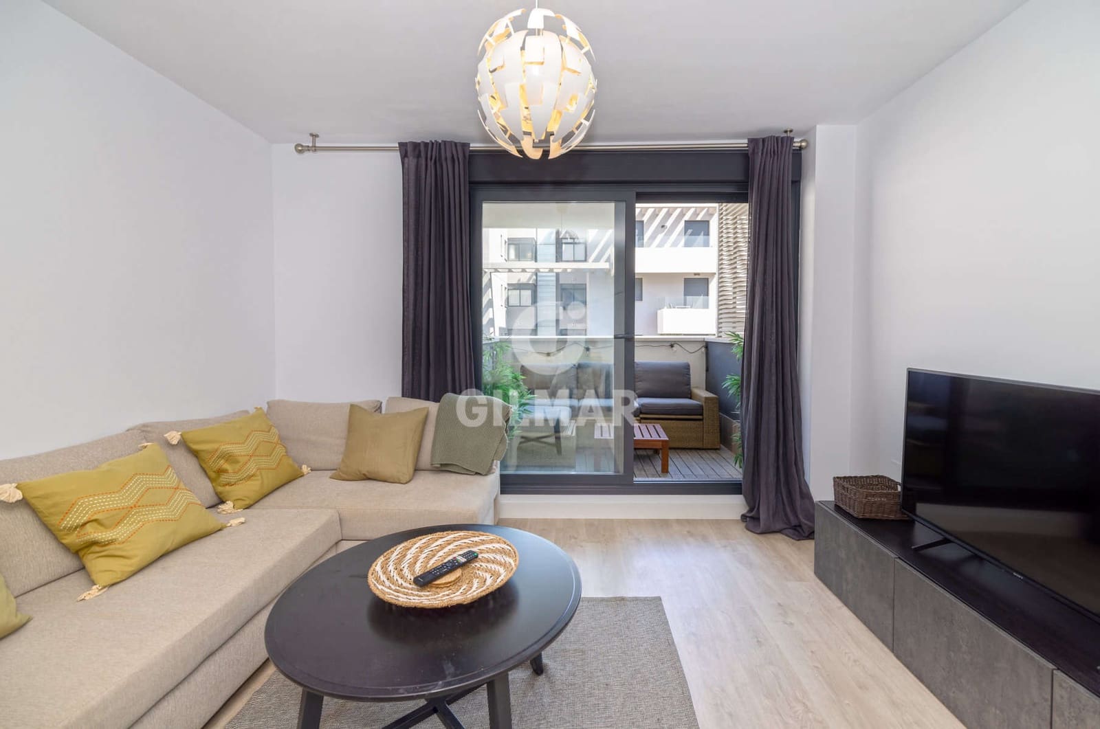 2 soveværelse Lejlighed til salg i Estepona med swimmingpool - € 389.000 (Ref: 9216320)