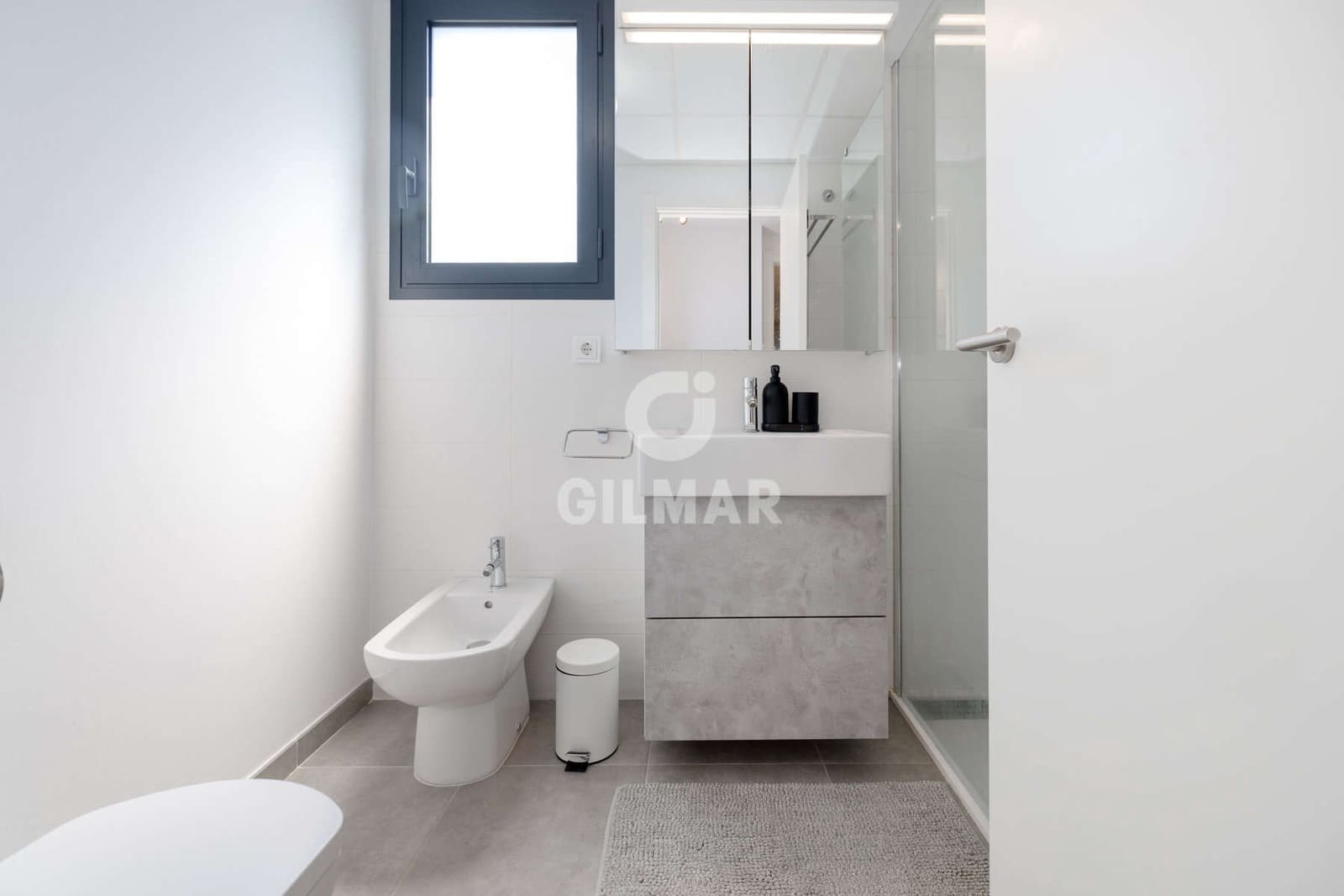 2 soveværelse Lejlighed til salg i Estepona med swimmingpool - € 389.000 (Ref: 9216320)