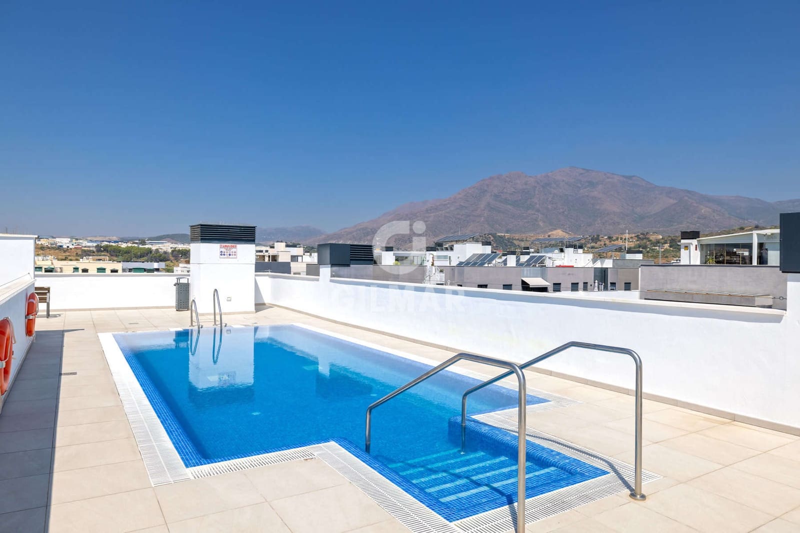 2 soveværelse Lejlighed til salg i Estepona med swimmingpool - € 389.000 (Ref: 9216320)