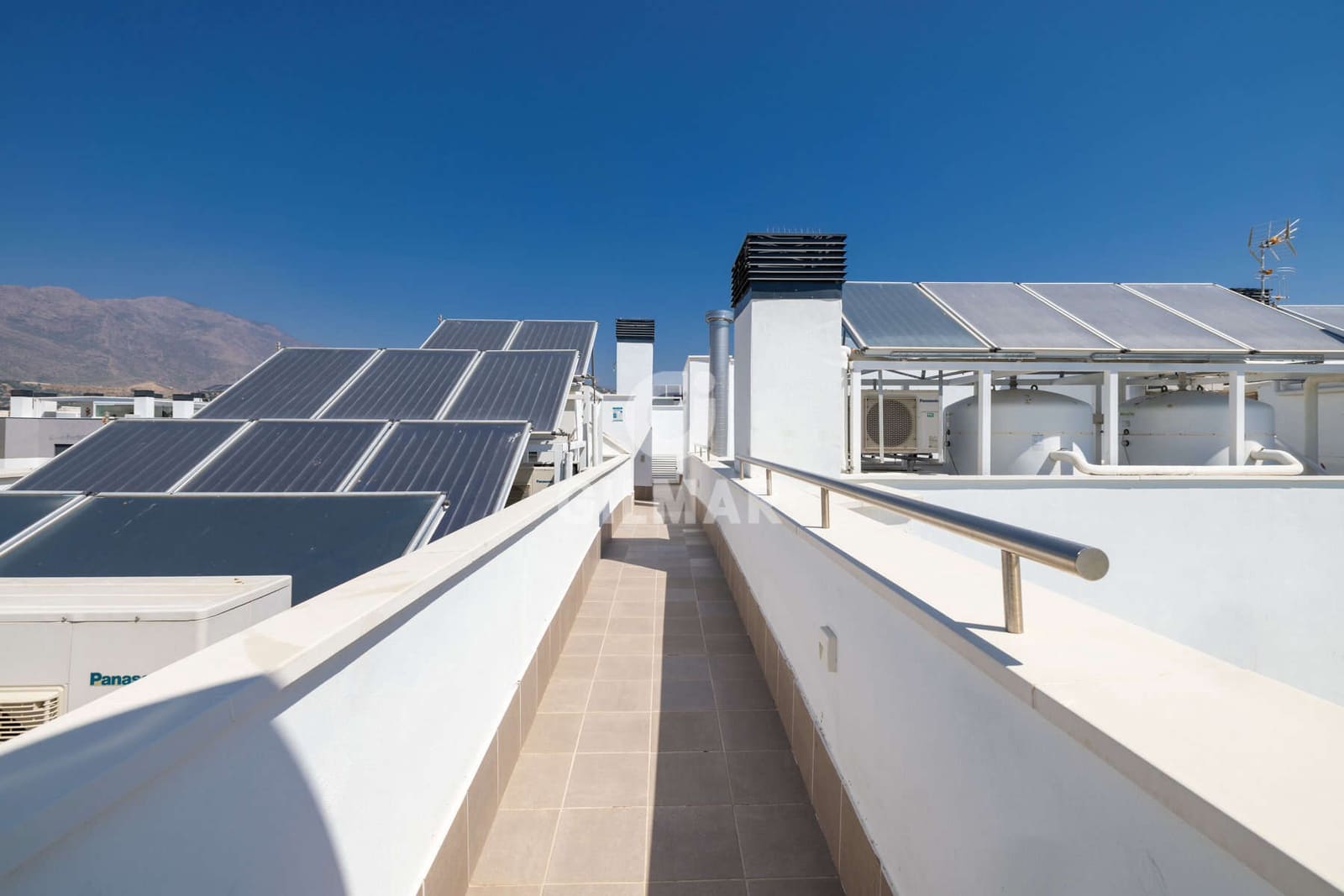 2 soveværelse Lejlighed til salg i Estepona med swimmingpool - € 389.000 (Ref: 9216320)