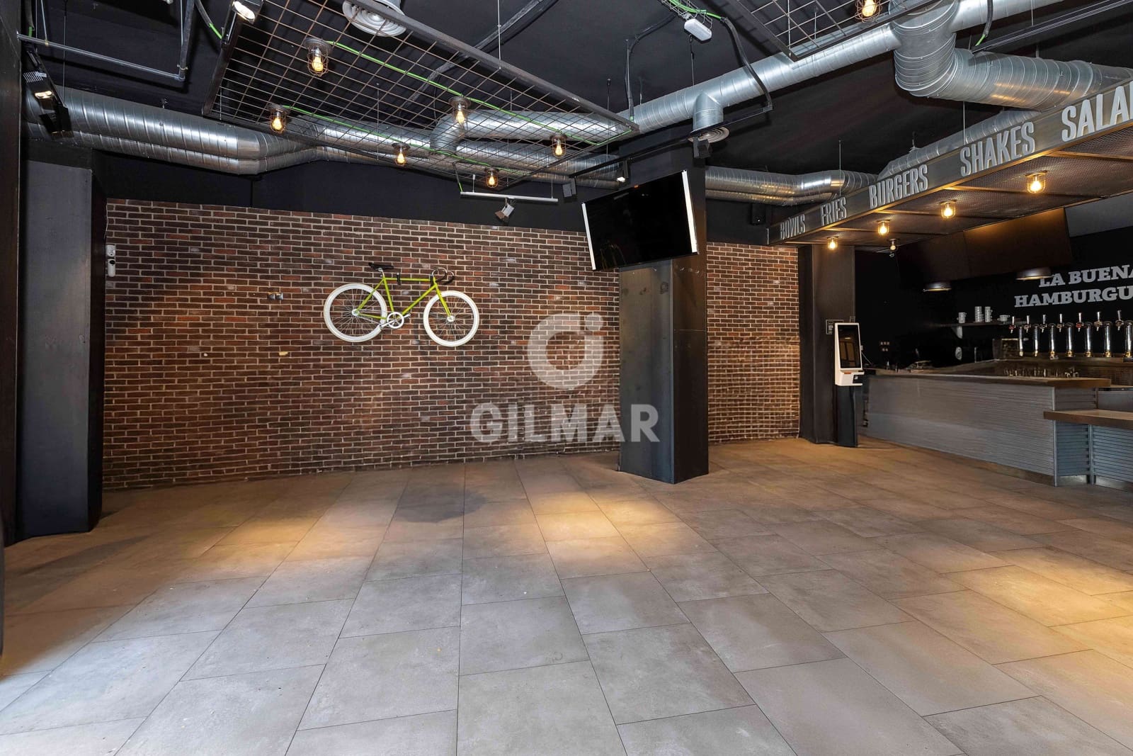 Erhverv til salg i Malaga by med garage - € 900.000 (Ref: 9216322)