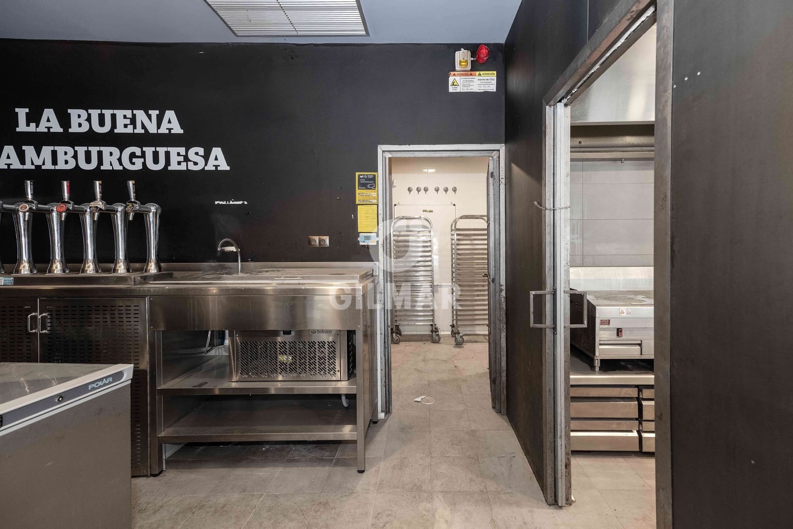 Erhverv til salg i Malaga by med garage - € 900.000 (Ref: 9216322)