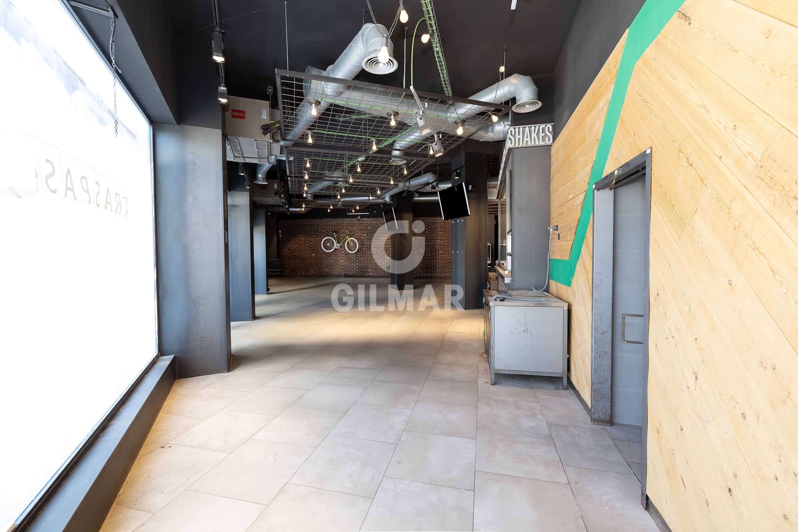 Erhverv til salg i Malaga by med garage - € 900.000 (Ref: 9216322)