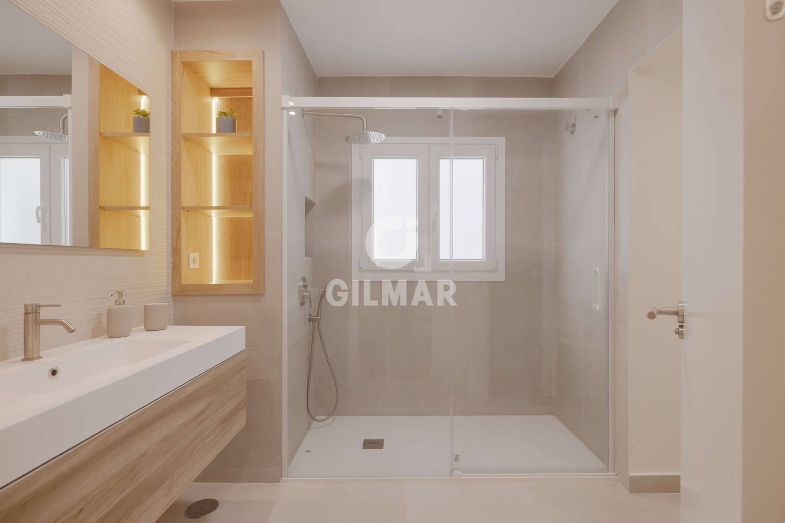 2 soveværelse Lejlighed til salg i Malaga by - € 799.000 (Ref: 9216323)