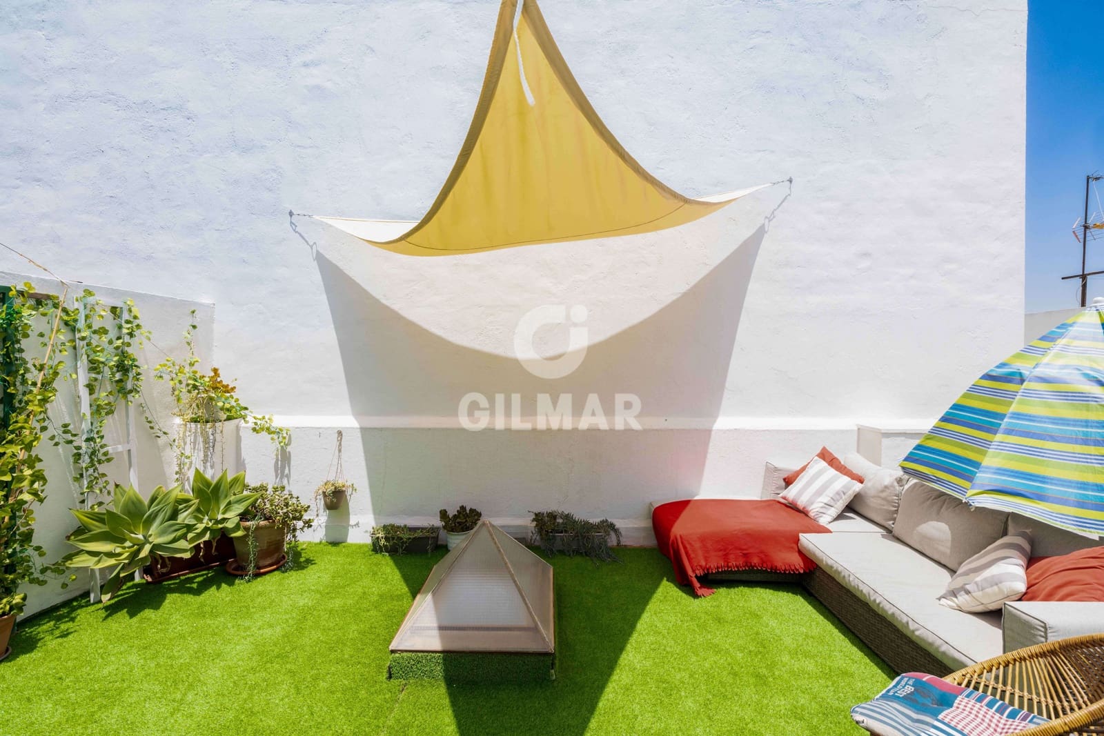 5 soverom Rekkehus til salgs i San Pedro de Alcantara - € 450 000 (Ref: 9216596)