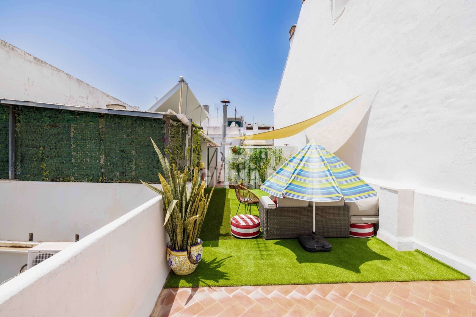 5 soverom Rekkehus til salgs i San Pedro de Alcantara - € 450 000 (Ref: 9216596)