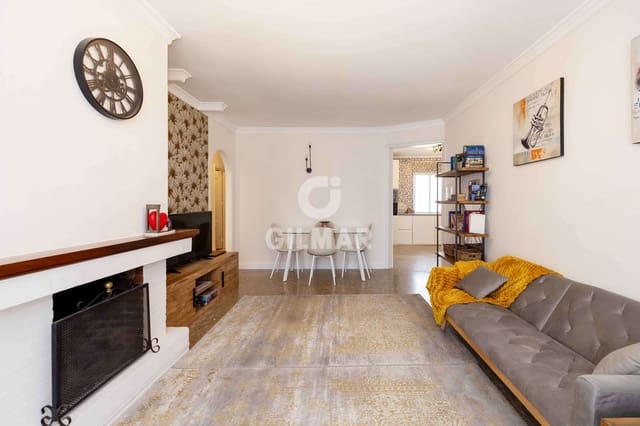 5 sovrum Radhus till salu i San Pedro de Alcántara Pueblo, Marbella - 450 000 € (Ref: 9216596)