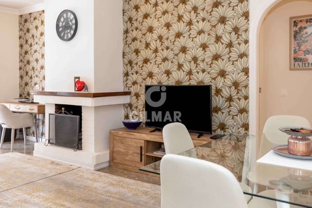 5 sovrum Radhus till salu i San Pedro de Alcántara Pueblo, Marbella - 450 000 € (Ref: 9216596)