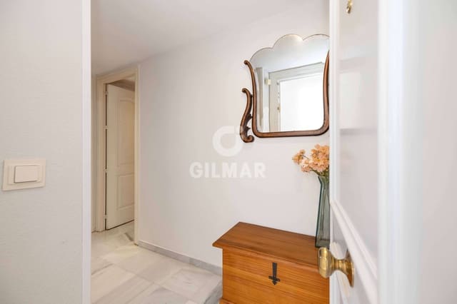 2 slaapkamer Penthouse te koop in El Limonar, Málaga stad met garage - € 680.000 (Ref: 9216774)