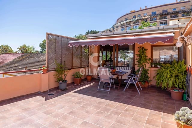 2 slaapkamer Penthouse te koop in El Limonar, Málaga stad met garage - € 680.000 (Ref: 9216774)
