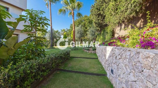 6 makuuhuone Huvila myytävänä paikassa El Olivar, Málaga kaupunki mukana uima-altaan - 3 950 000 € (Ref: 9216775)