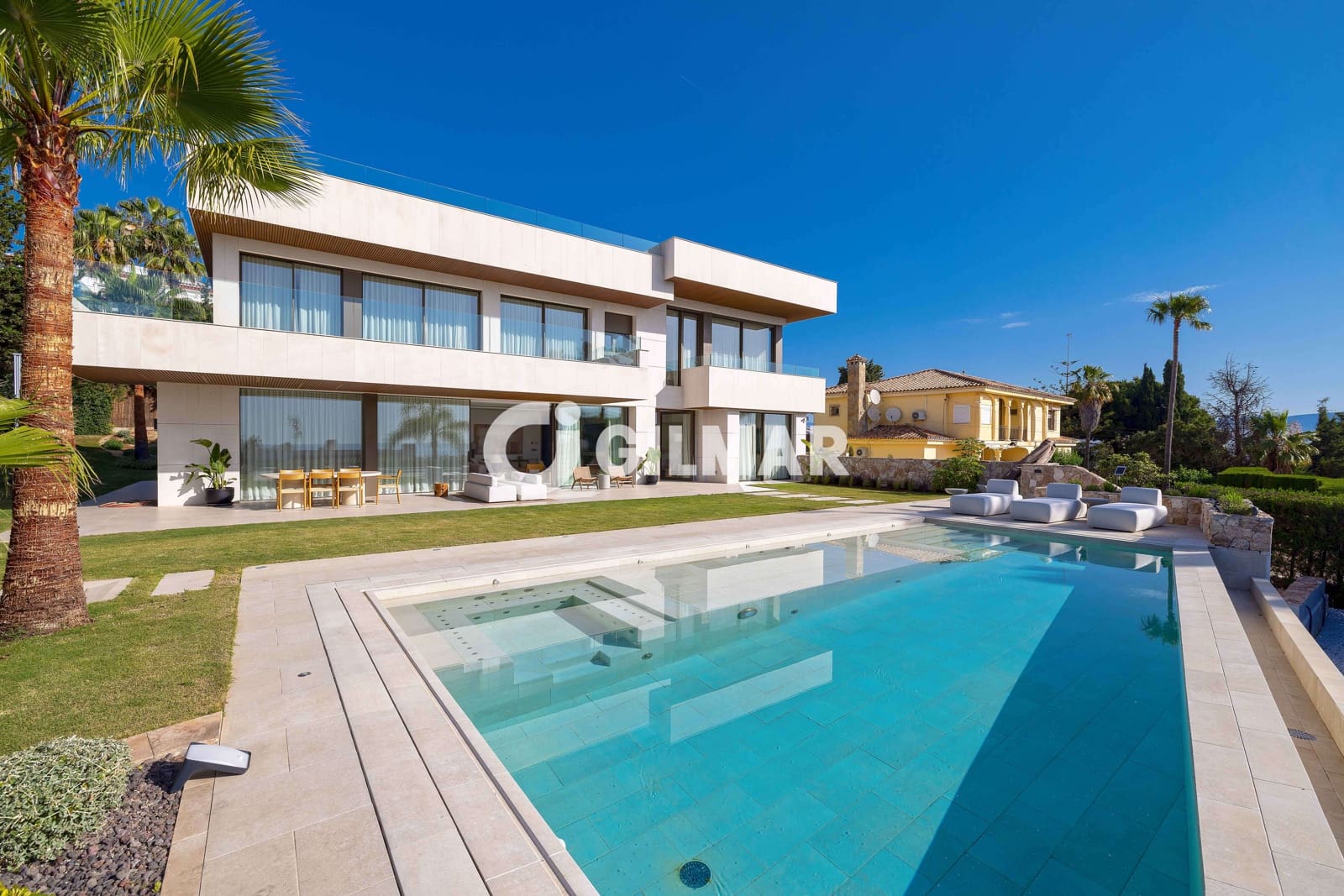 6 bedroom Villa for sale in Churriana with pool - € 3,950,000 (Ref: 9216775)
