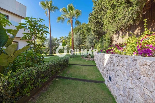 6 makuuhuone Huvila myytävänä paikassa El Olivar, Málaga kaupunki mukana uima-altaan - 3 950 000 € (Ref: 9216775)
