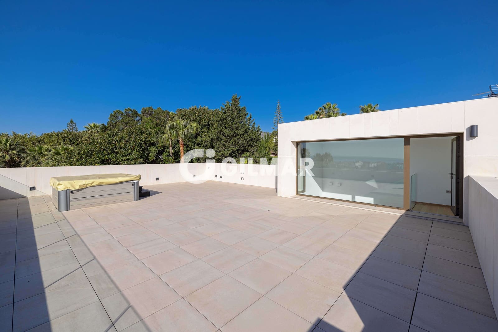 6 bedroom Villa for sale in Churriana with pool - € 3,950,000 (Ref: 9216775)