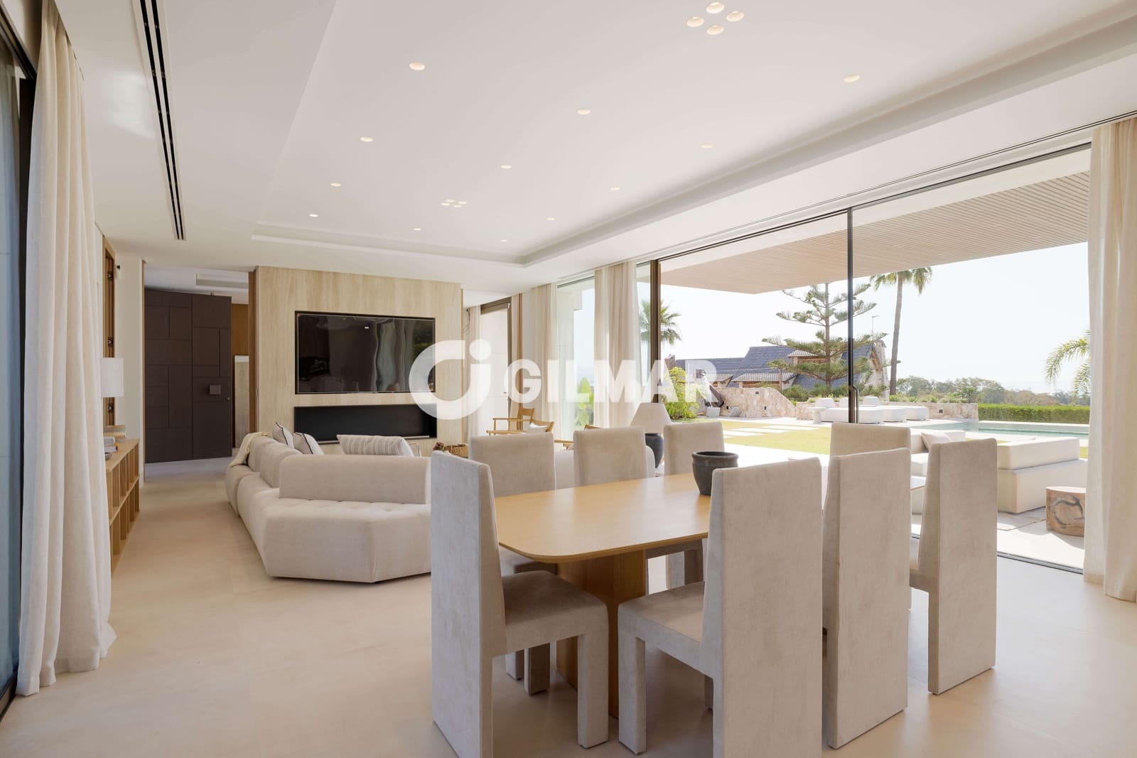 6 bedroom Villa for sale in Churriana with pool - € 3,950,000 (Ref: 9216775)