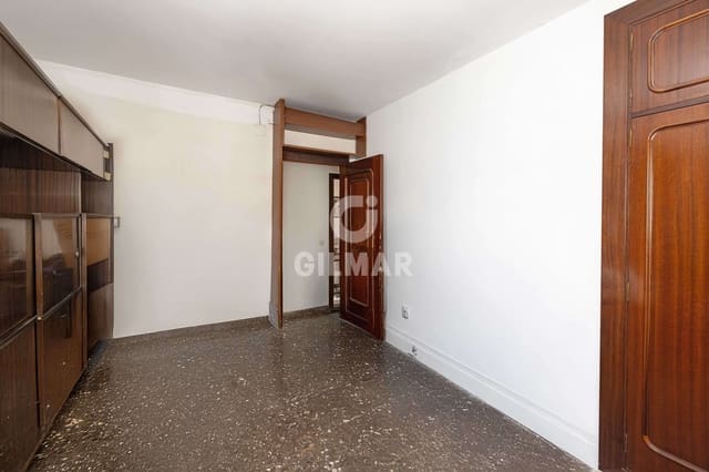 4 makuuhuone Asunto myytävänä paikassa Centro, Málaga kaupunki mukana 
autotalli - 640 000 € (Ref: 9216776)