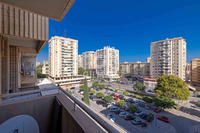 4 makuuhuone Asunto myytävänä paikassa Centro, Málaga kaupunki mukana 
autotalli - 640 000 € (Ref: 9216776)