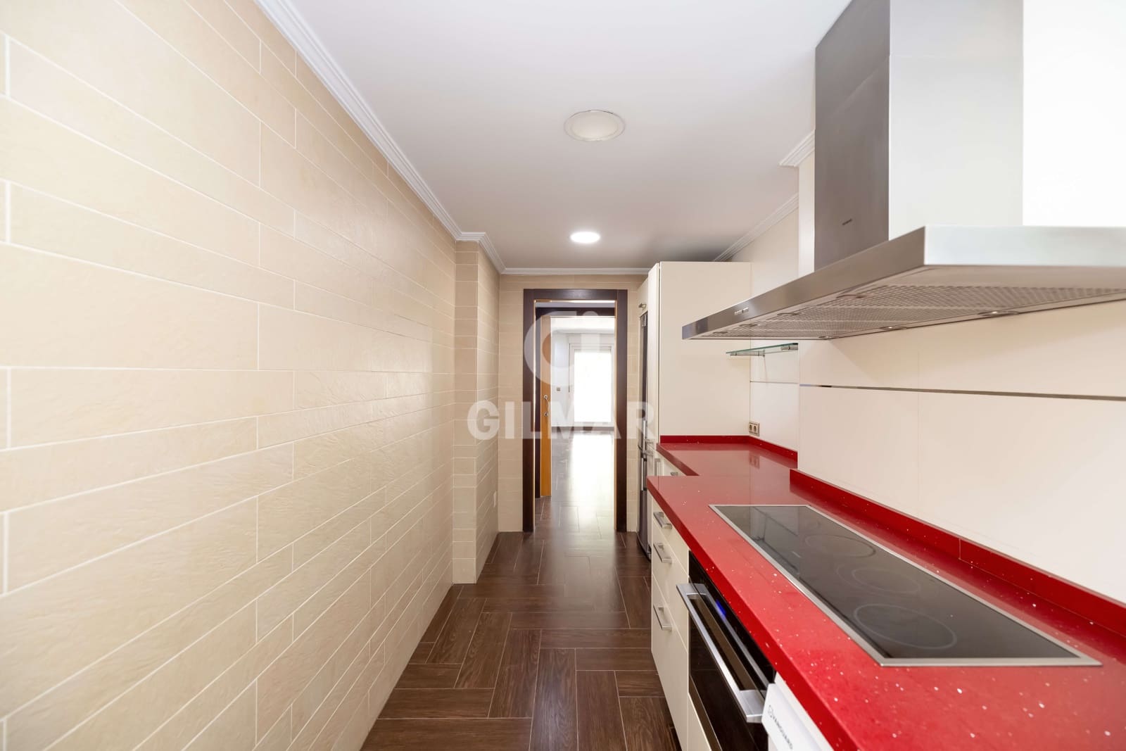 3 slaapkamer Flat te koop in Malaga stad met garage - € 575.000 (Ref: 9216777)