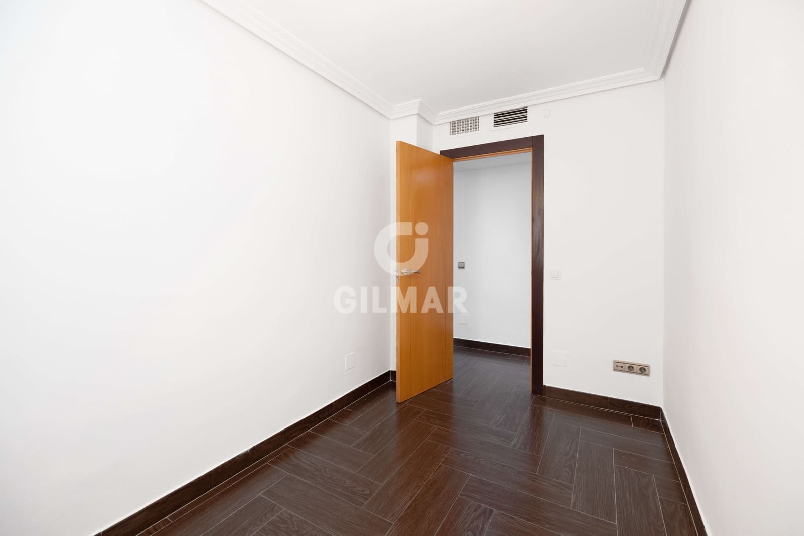 3 slaapkamer Flat te koop in Malaga stad met garage - € 575.000 (Ref: 9216777)