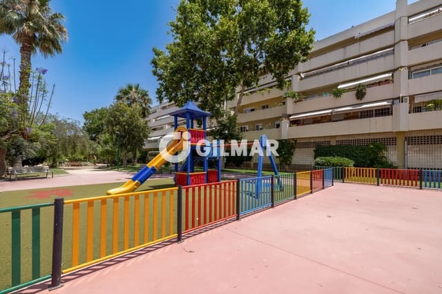 3 makuuhuone Asunto myytävänä paikassa Puerta Blanca, Málaga kaupunki mukana 
autotalli - 520 000 € (Ref: 9216777)