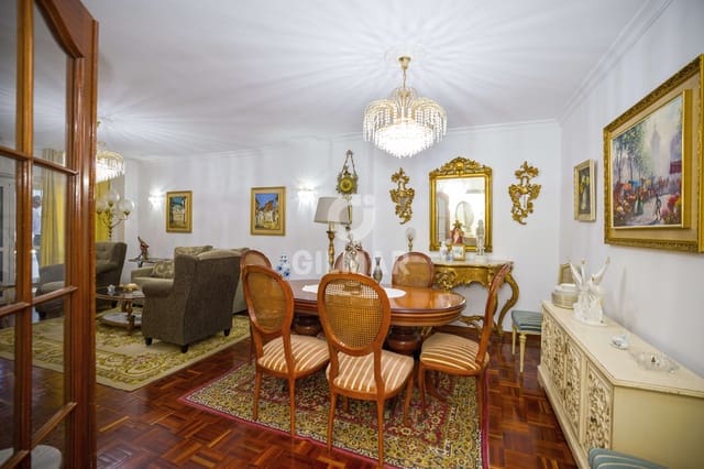 4 chambre Appartement à vendre à La Malagueta, Malaga ville - 1 030 000 € (Ref: 9219542)