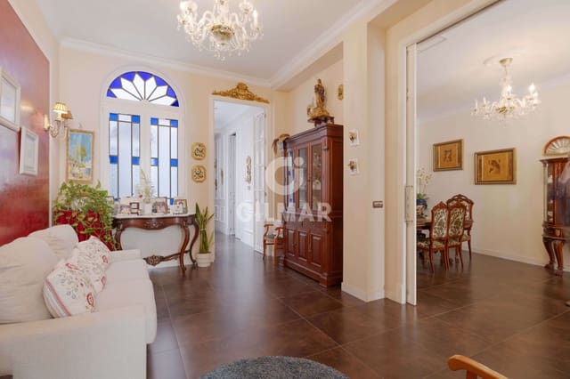 4 bedroom Flat for sale in Centro Historico, Málaga city - € 1,490,000 (Ref: 9219543)