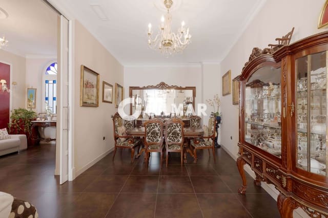 4 soveværelse Lejlighed til salg i Centro Historico, Málaga by - € 1.490.000 (Ref: 9219543)
