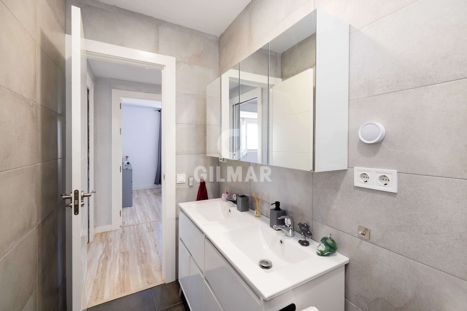 2 soveværelse Lejlighed til salg i Malaga by - € 390.000 (Ref: 9219546)