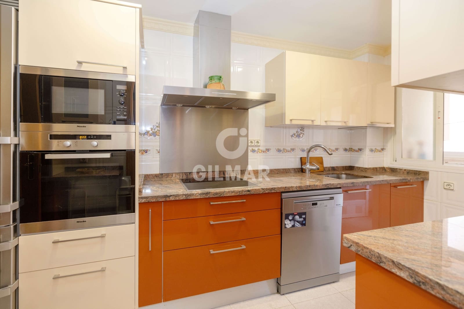 3 soveværelse Lejlighed til salg i Malaga by med garage - € 965.000 (Ref: 9219547)