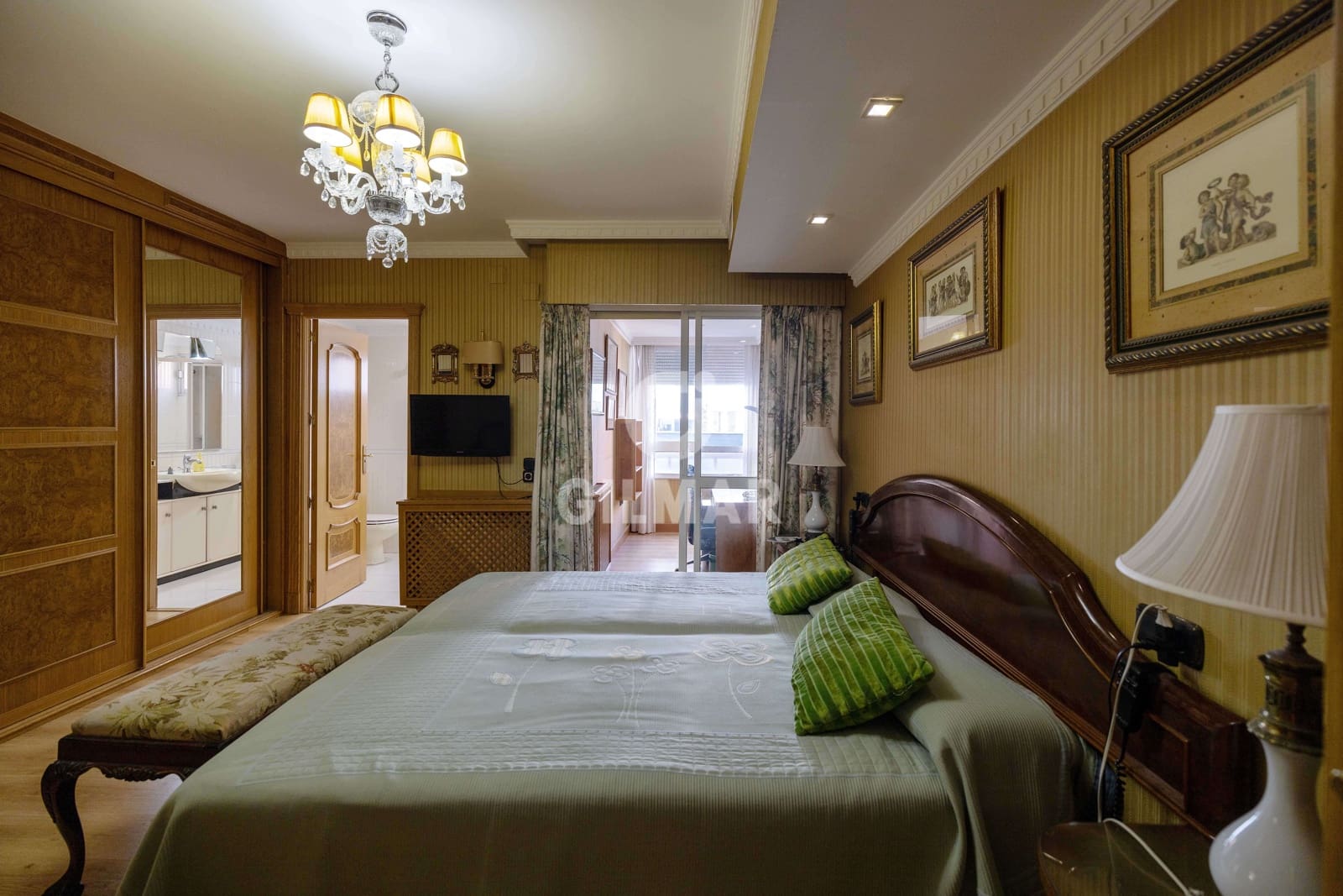 3 soveværelse Lejlighed til salg i Malaga by med garage - € 965.000 (Ref: 9219547)