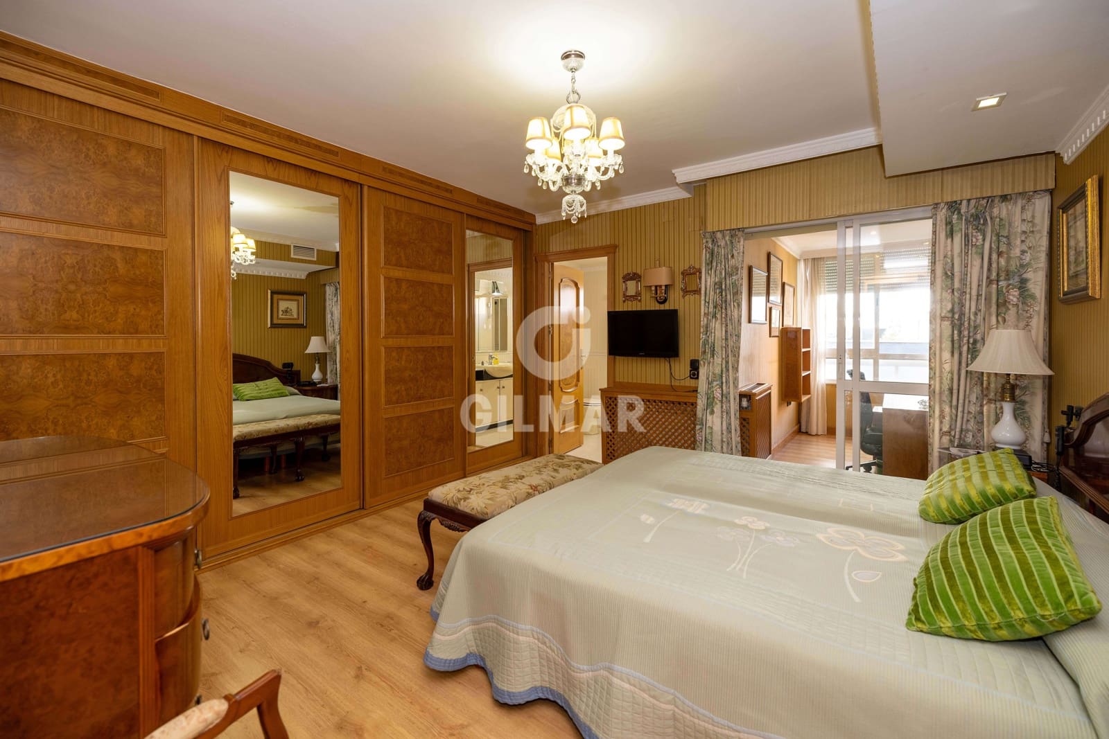 3 soveværelse Lejlighed til salg i Malaga by med garage - € 965.000 (Ref: 9219547)