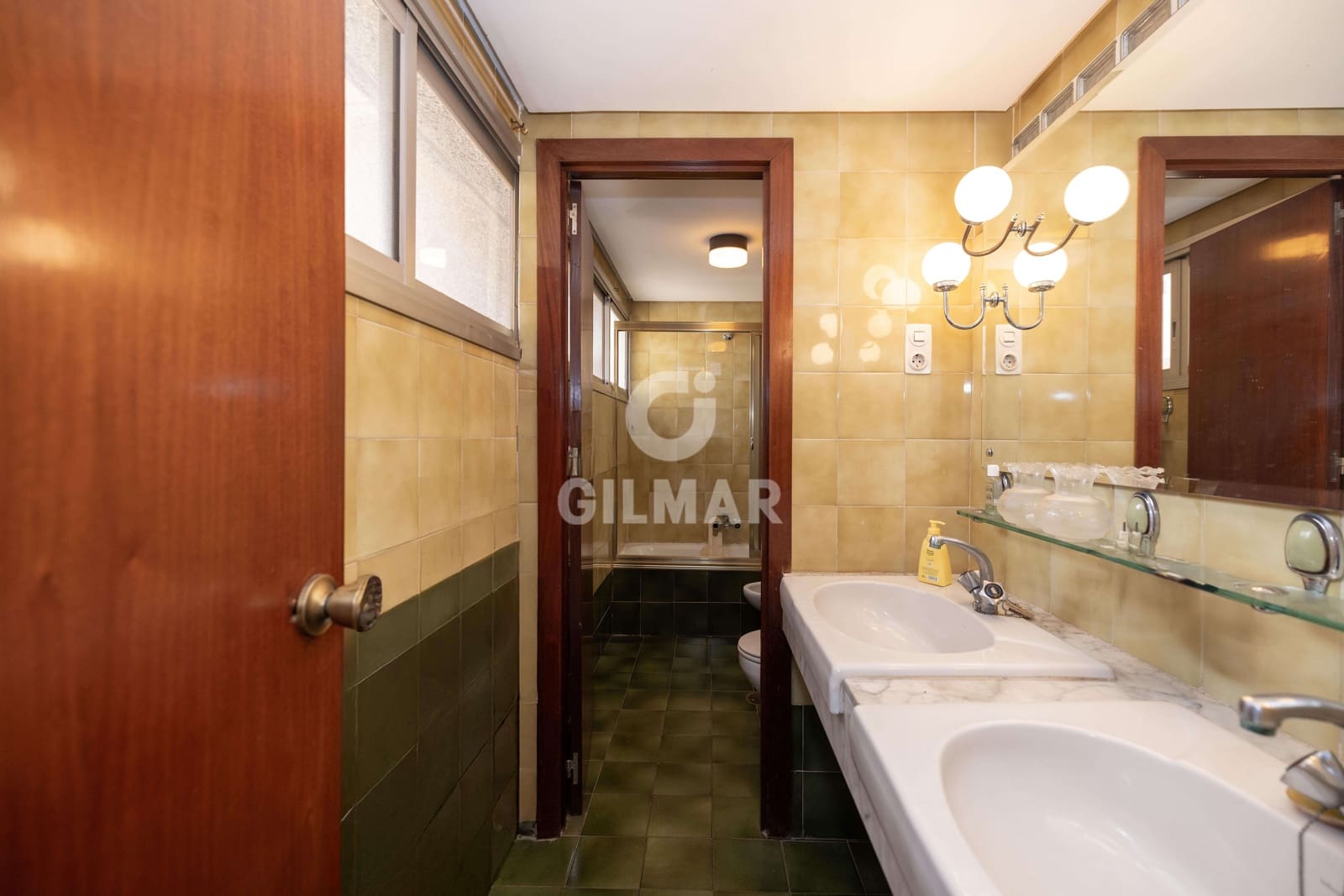 3 soveværelse Penthouse til salg i Malaga by med garage - € 1.495.000 (Ref: 9219548)