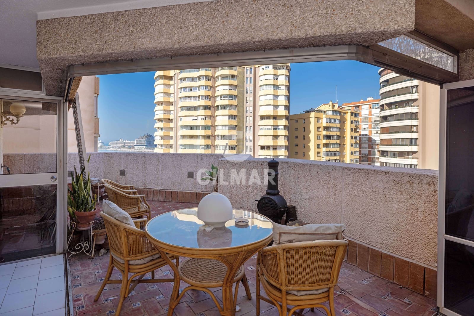 3 soveværelse Penthouse til salg i Malaga by med garage - € 1.495.000 (Ref: 9219548)