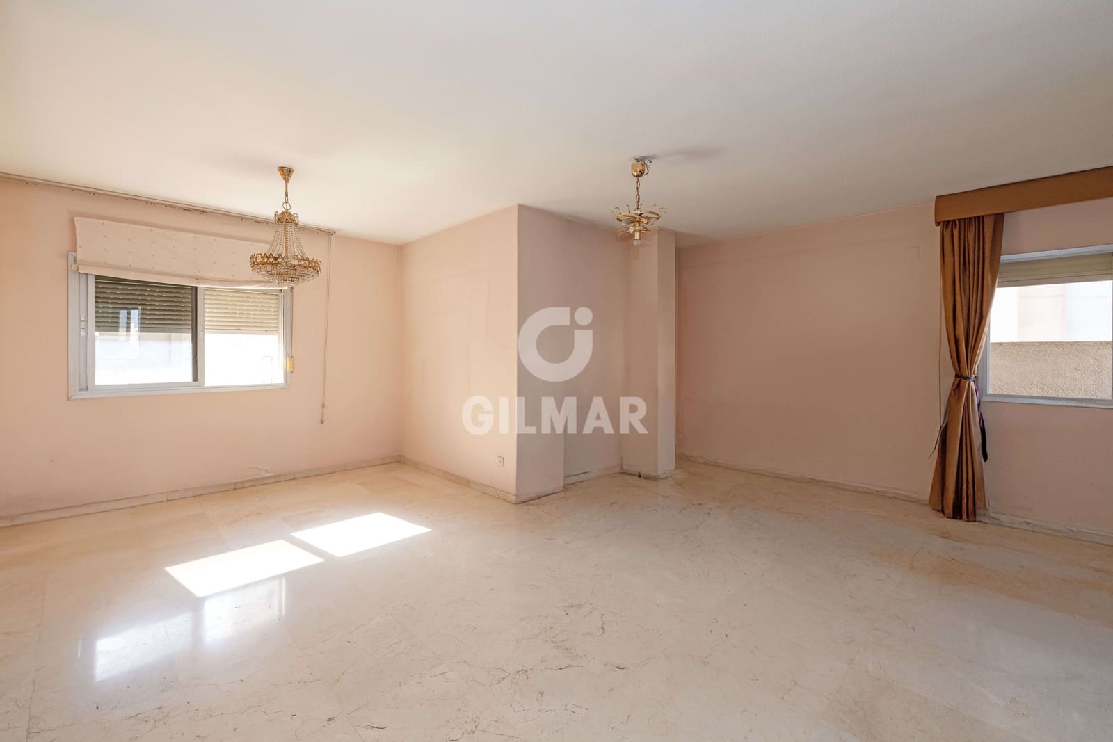3 soveværelse Penthouse til salg i Malaga by med garage - € 1.495.000 (Ref: 9219548)