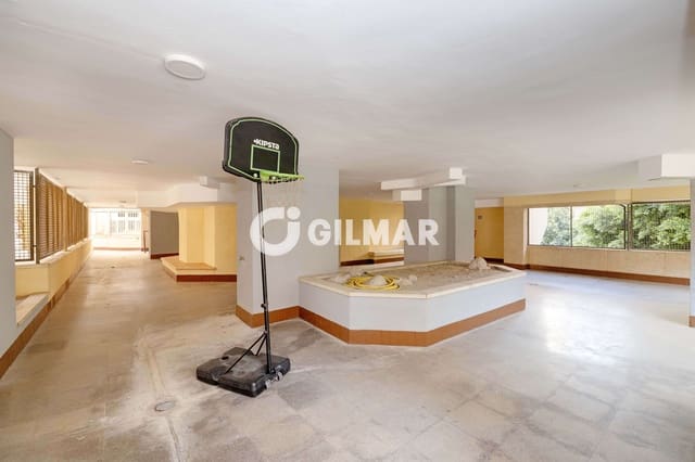3 soveværelse Penthouse til salg i La Malagueta, Málaga by med garage - € 1.495.000 (Ref: 9219548)