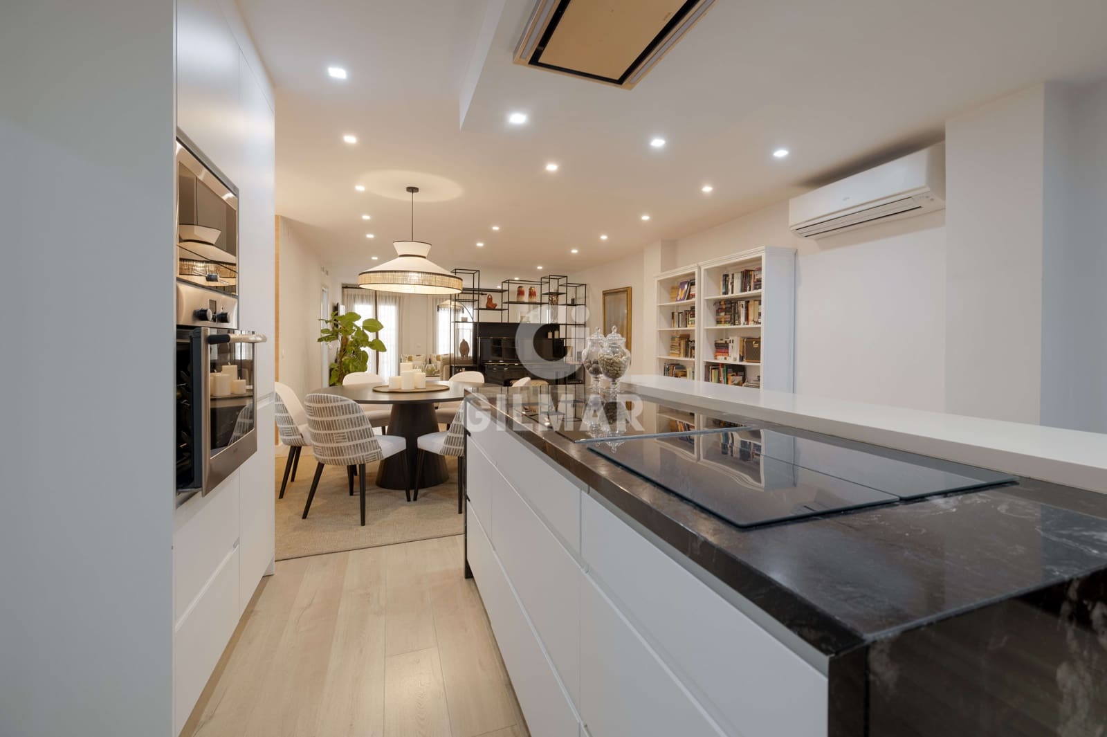 5 soveværelse Lejlighed til salg i Malaga by - € 980.000 (Ref: 9219549)