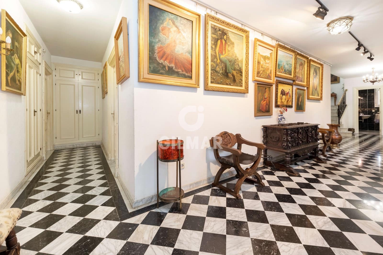 11 sypialnia Willa na sprzedaż w Churriana z basenem garażem - 1 860 000 € (Ref: 9219553)