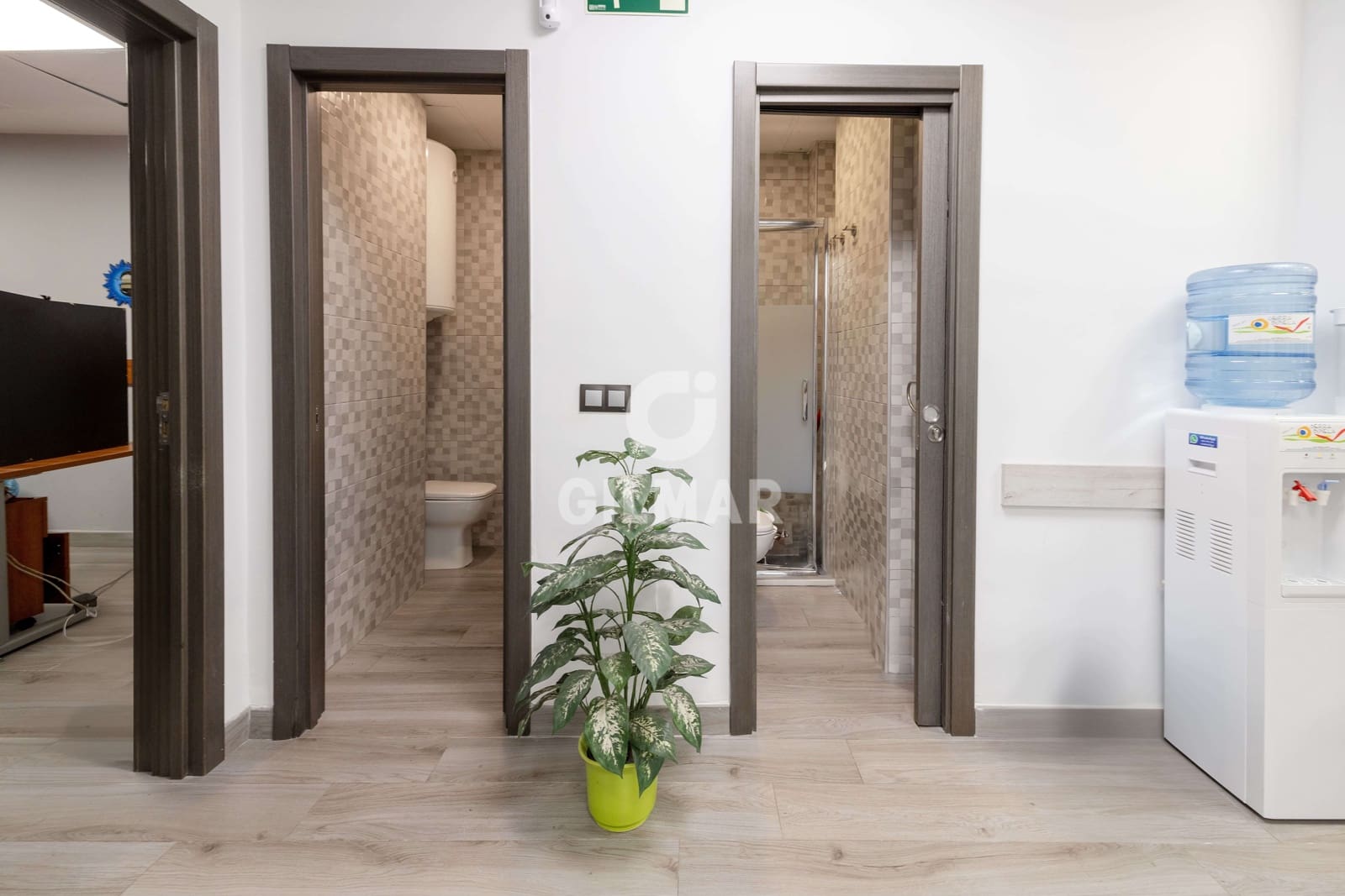 Kommersiell til salgs i Malaga by - € 550 000 (Ref: 9219554)