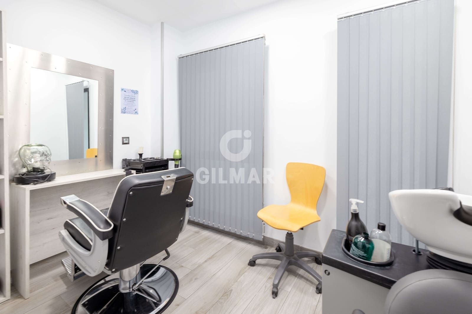 Kommersiell til salgs i Malaga by - € 550 000 (Ref: 9219554)