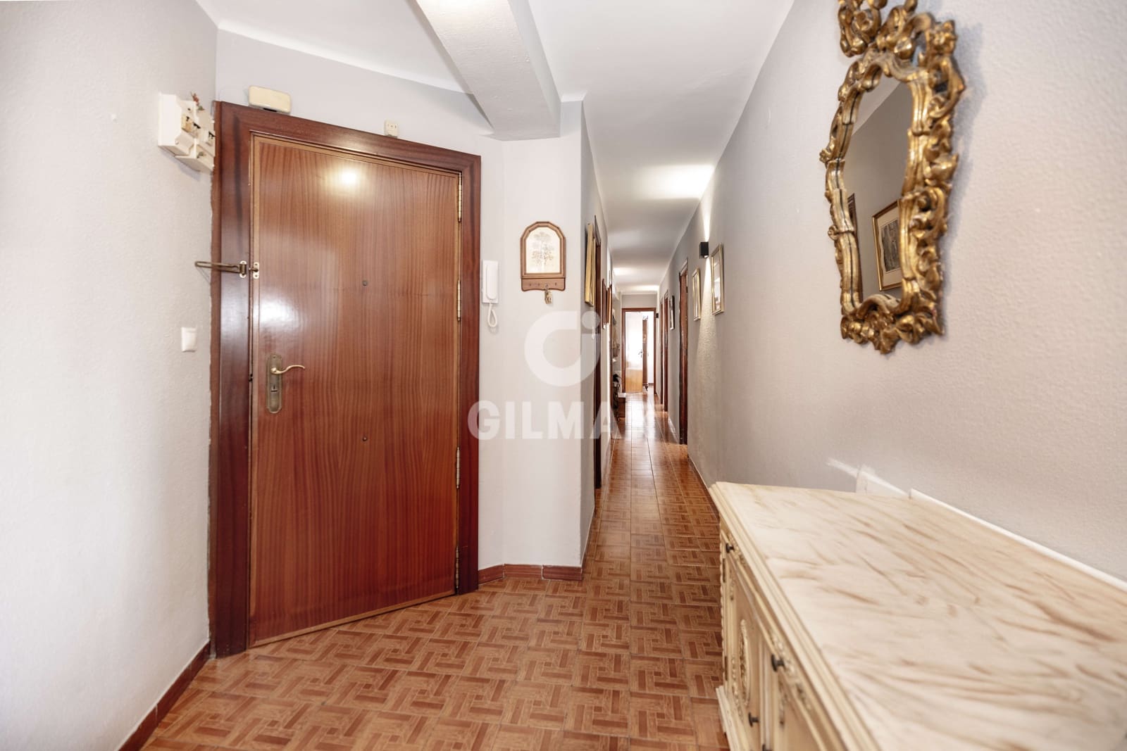 5 soveværelse Lejlighed til salg i Malaga by - € 445.000 (Ref: 9219555)