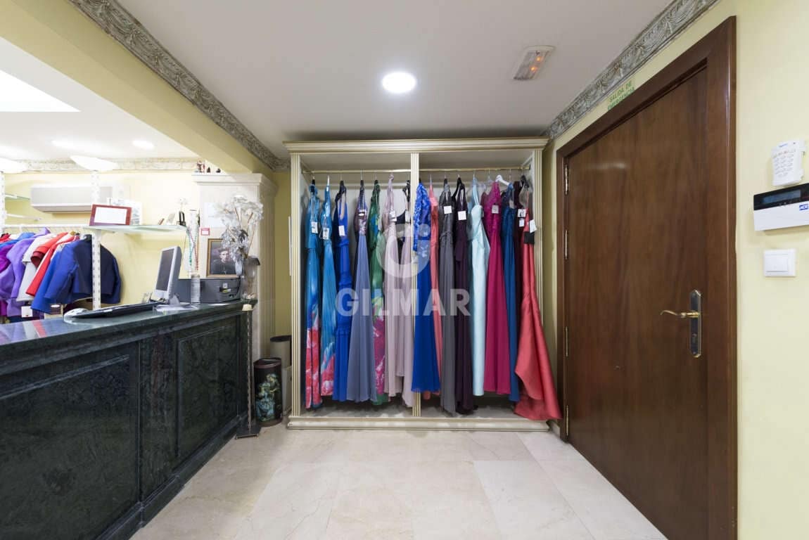 Komercyjne na sprzedaż w Miasto Malaga - 800 000 € (Ref: 9219559)