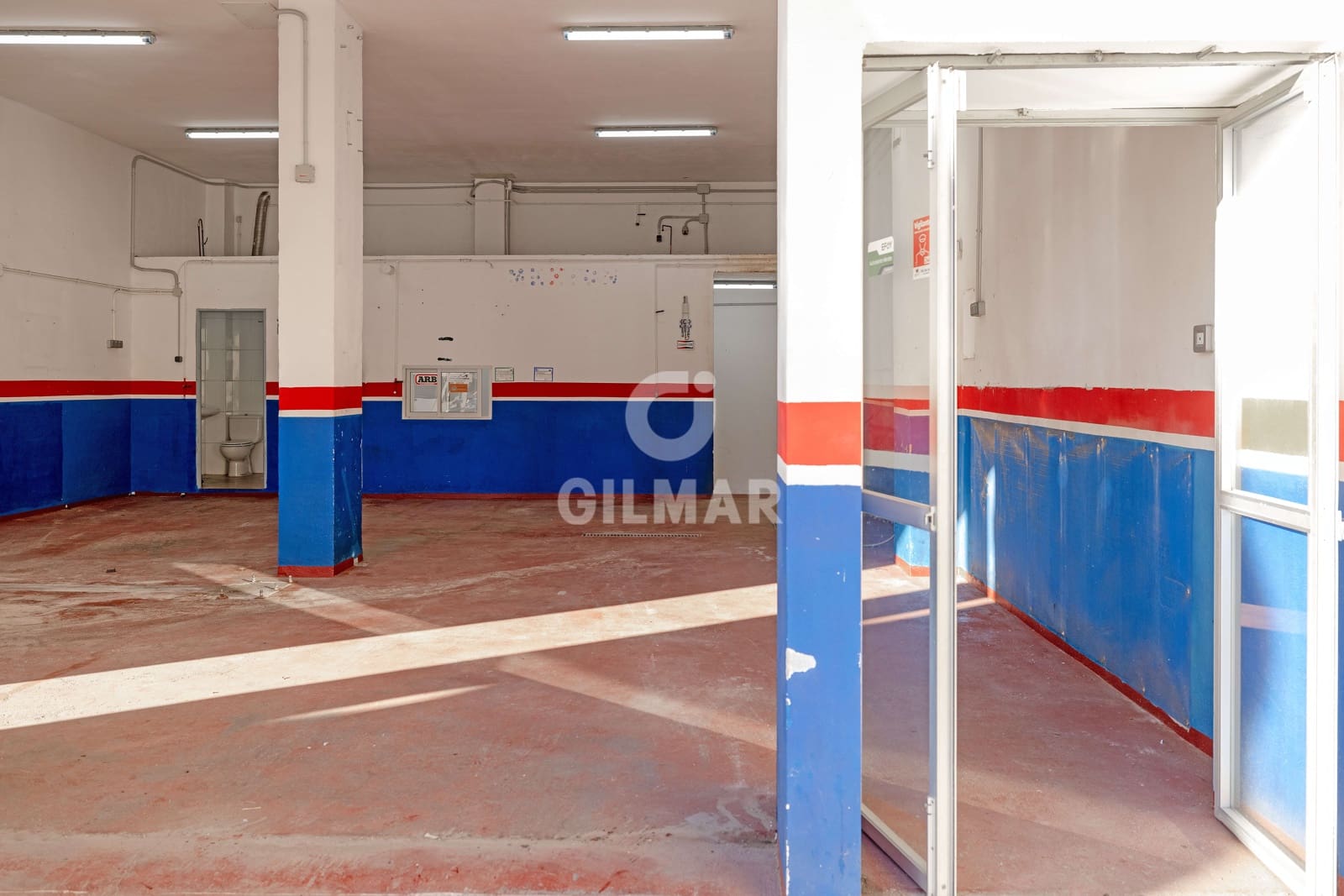 Komercyjne na sprzedaż w Miasto Malaga - 290 000 € (Ref: 9219560)