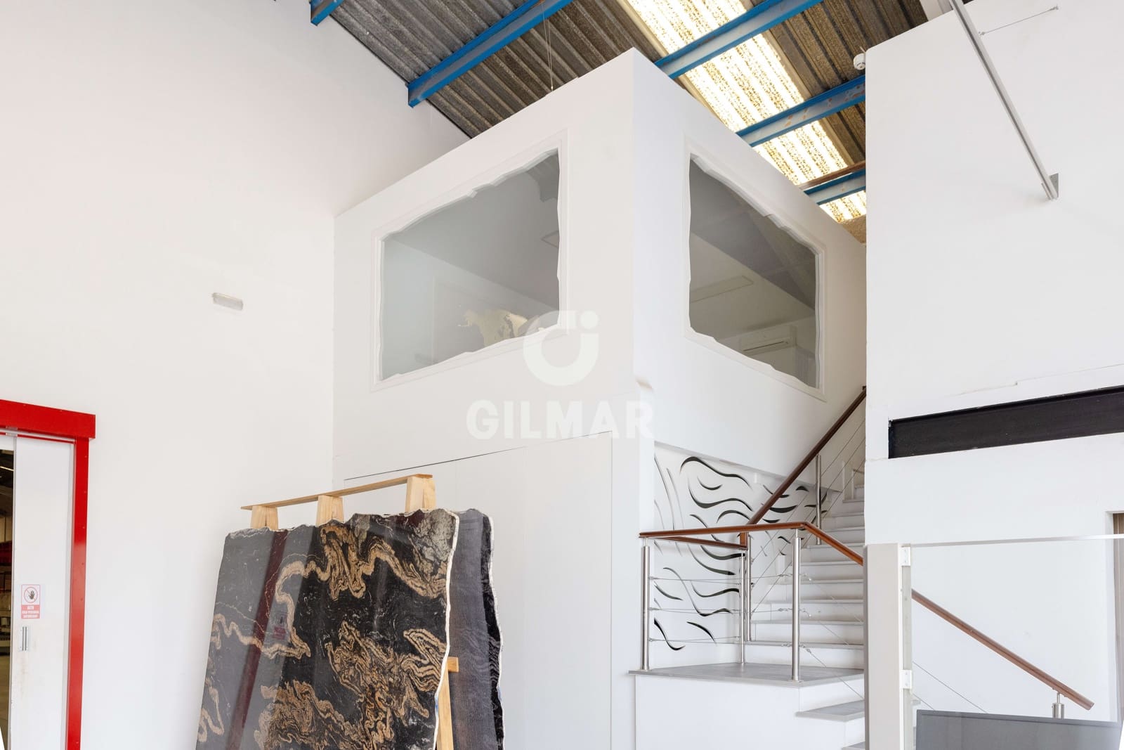 Kommersiell til salgs i Malaga by - € 1 300 000 (Ref: 9219563)