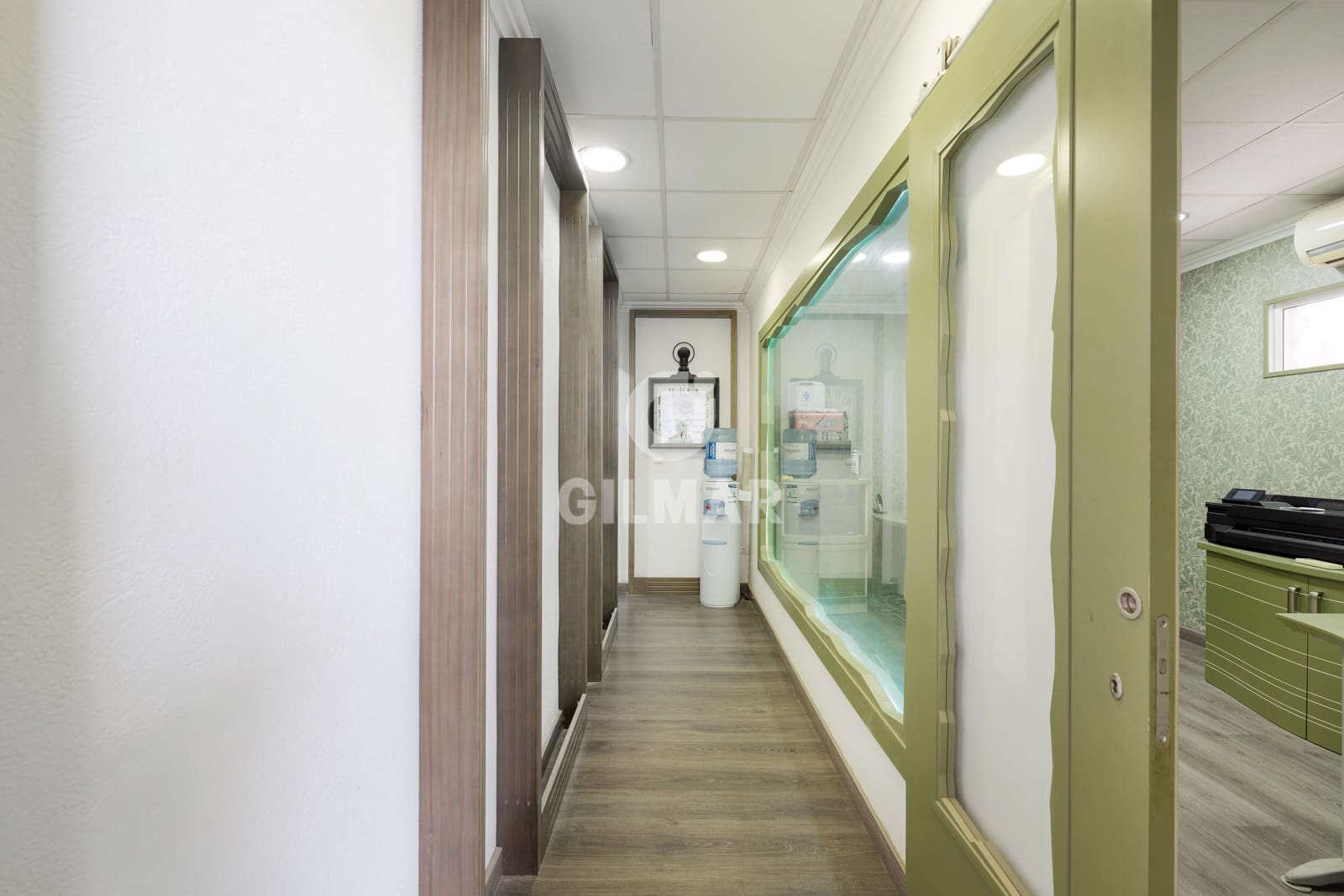 Kommersiell til salgs i Malaga by - € 1 300 000 (Ref: 9219563)